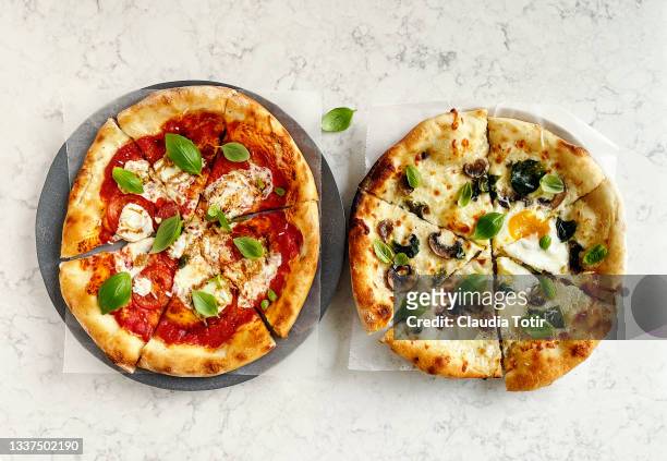 variety of pizzas - pizza fotografías e imágenes de stock