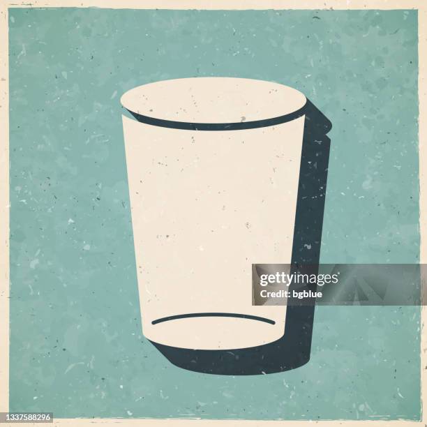 119 Ilustraciones de Vaso Vacio - Getty Images 119 Ilustraciones de Vaso Vacio - Getty Images
