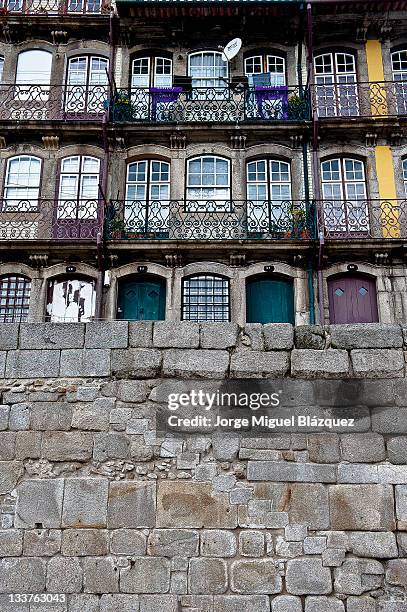 oporto facade - jorge miguel blázquez fotografías e imágenes de stock