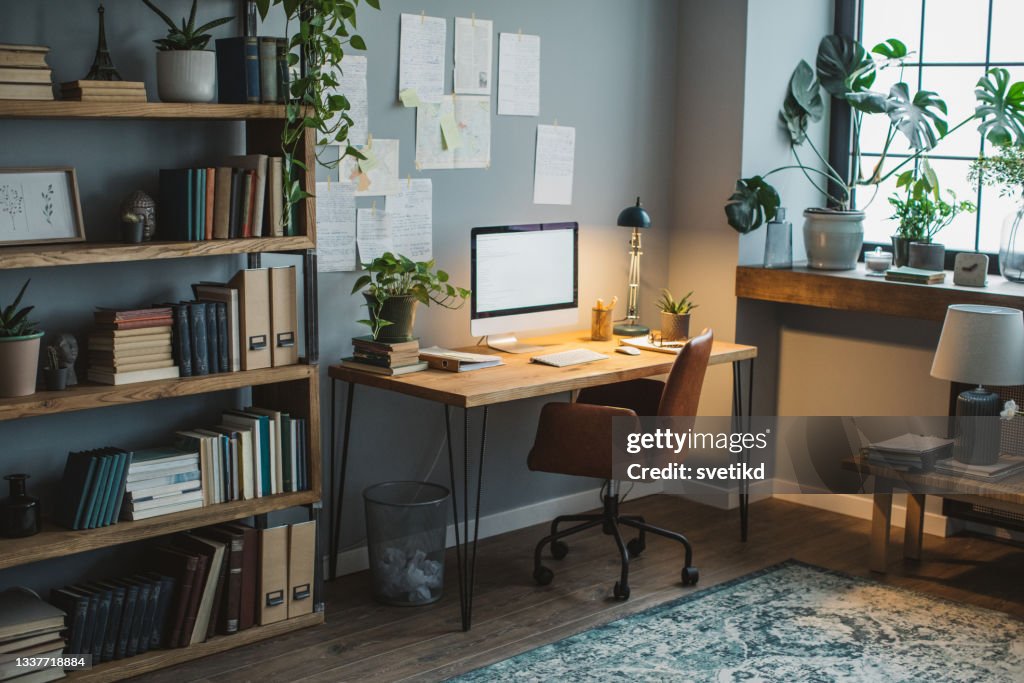 Escritório moderno em casa
