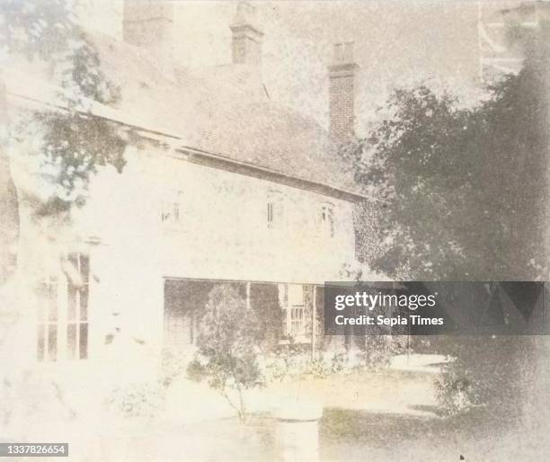 [House with Three Chimneys], 1850s, Salted paper print from paper negative, Photographs, Unknown .