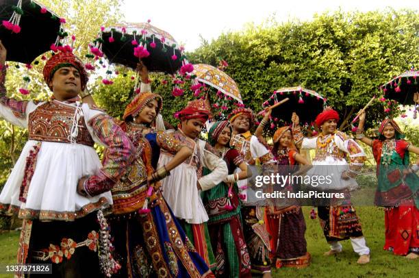 Garba Images Garba Dancers Photos and Premium High Res Pictures - Getty Images