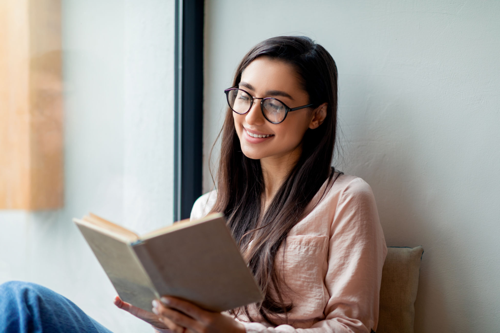 people reading books
