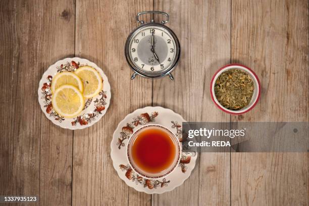 Tea Time Back 2,032 English Tea Time Stock Photos, High-Res Pictures, and Images ...