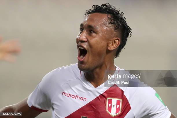 Renato Tapia of Perú celebrates after scoring the first goal of his team during a match between Peru and Uruguay as part of South American Qualifiers...