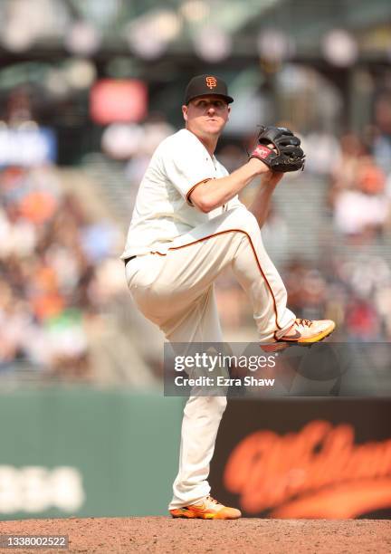 Jake McGee of the San Francisco Giants pitches against the Milwaukee Brewers in the ninth inning at Oracle Park on September 02, 2021 in San...