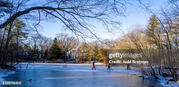 late afternoon skating - wellesley massachusetts stock pictures, royalty-free photos & images