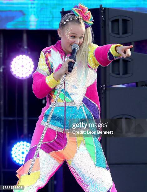 JoJo Siwa performs onstage during a drive-in screening and performance for the Paramount+ original movie "The J Team" at the Rose Bowl on September...