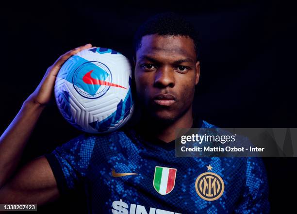 Denzel Dumfries of FC Internazionale poses for a portrait during the official media day at Appiano Gentile on August 26, 2021 in Como, Italy.