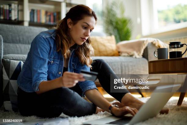 woman shopping online - card payment stock pictures, royalty-free photos & images