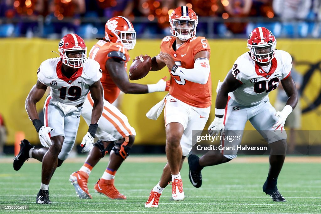 Duke's Mayo Classic - Georgia v Clemson