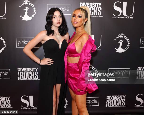 Aloni Rocks Adrianna Aloni and Lisa Opie attend Supermodels Unlimited Presents ...
