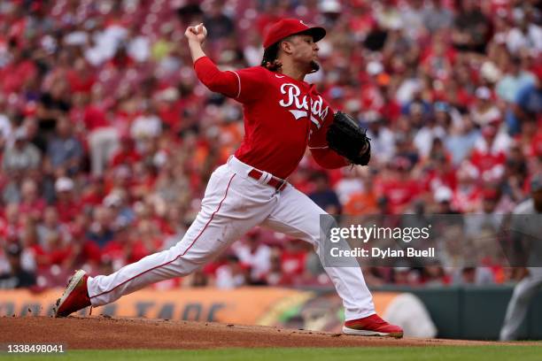 Luis Castillo of the Cincinnati Reds pitches in the first inning against the Detroit Tigers at Great American Ball Park on September 05, 2021 in...