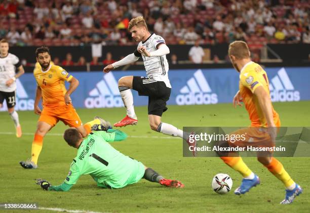 Yurchenko Block Alexander Yurchenko Photos and Premium High Res Pictures - Getty Images