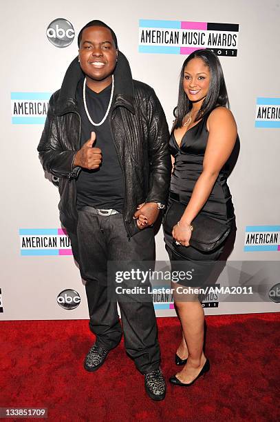 Recording artist Sean Kingston and Maliah Michel arrives at the 2011 American Music Awards held at Nokia Theatre L.A. LIVE on November 20, 2011 in...