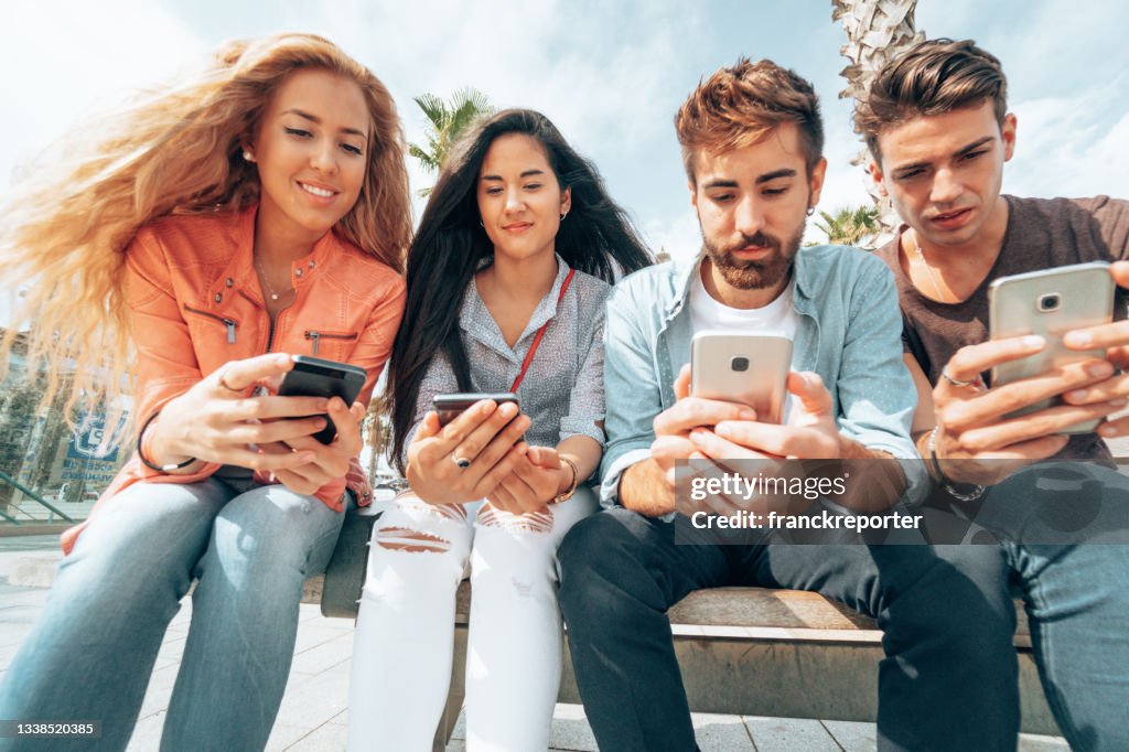 Friends addicted to the social media