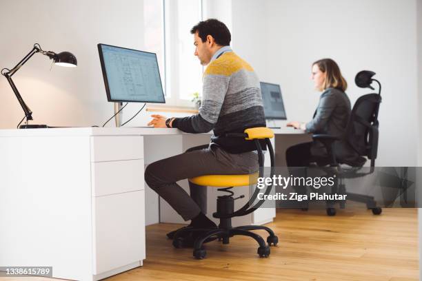 Distance Images Work 150 Keeping Distance In Office Stock Photos, High-Res Pictures, and ...