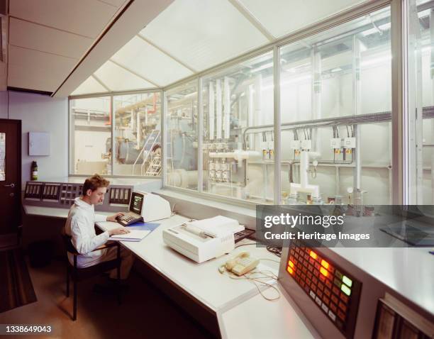 2,488 Computer Control Center Stock Photos, High-Res Pictures, and ...