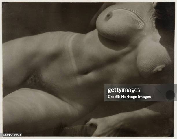 Rebecca Salsbury Strand, 1922. A work made of gelatin silver print. Artist Alfred Stieglitz.