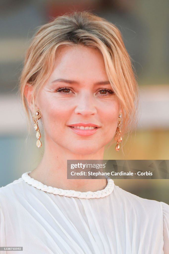 Virginie Efira attends the red carpet of the movie "L'Evenement