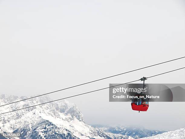 red ski lift - cable car stock pictures, royalty-free photos & images