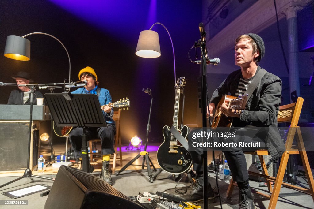 Texas Perform At The Queen's Hall, Edinburgh