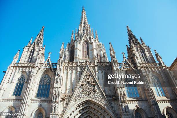 close up of barcelona cathedral facade on a sunny day - barcelona cathedral stock pictures, royalty-free photos & images