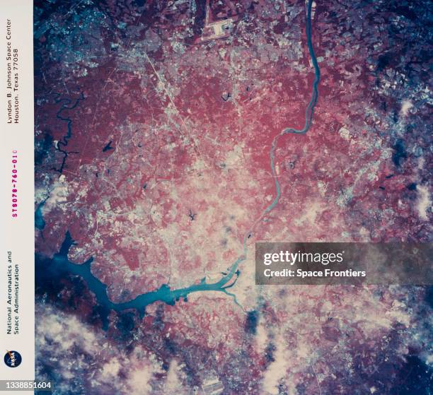Space But Rivers River Shuttle Photos and Premium High Res Pictures - Getty Images