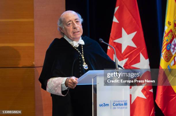 Juan Romo Carlos Iii University Of Madrid Photos and Premium High Res Pictures ...
