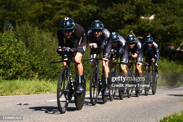 Mark Donovan of United Kingdom, Romain Combaud of France, Nils Eekhoff of Netherlands, Max Kanter of Germany, Tim Naberman of Netherlands, Nicholas...