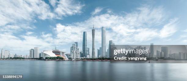 guangzhou city skyline - provinsen guangdong bildbanksfoton och bilder