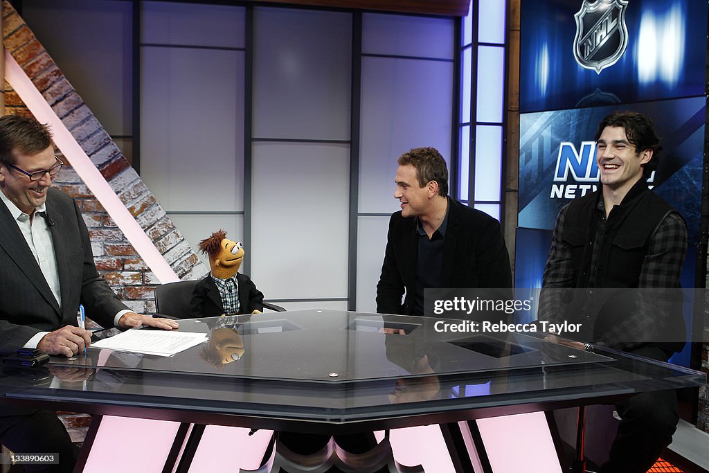 New York Ranger Brian Boyle, Jason Segel and The Muppets Visit Cisco NHL Live