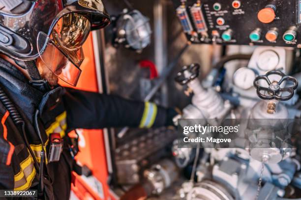 Fire Mechanic Fire Truck Mechanic Photos and Premium High Res Pictures - Getty Images