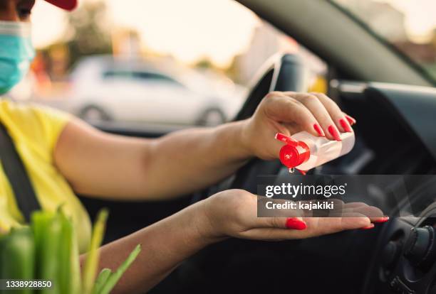420 photos et images de Hand Sanitiser Car - Getty Images