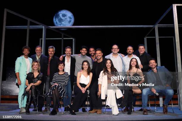 Cast members Lambda Garcia, Morris Gilbert, Moisés Arizmendi, Ulises de la Torre, Claudia Ramírez, Stephanie Salas, Fernanda Borches, Alejandro de la...