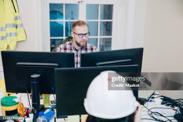 Construction Site Office Building Photos and Premium High Res Pictures ...