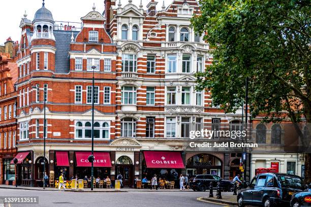 2,956 Sloane Square Stock Photos, High-Res Pictures, and Images