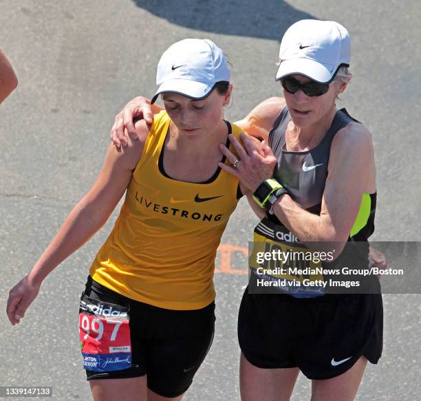 82 Boston Marathon Joan Benoit Photos & High Res Pictures - Getty Images