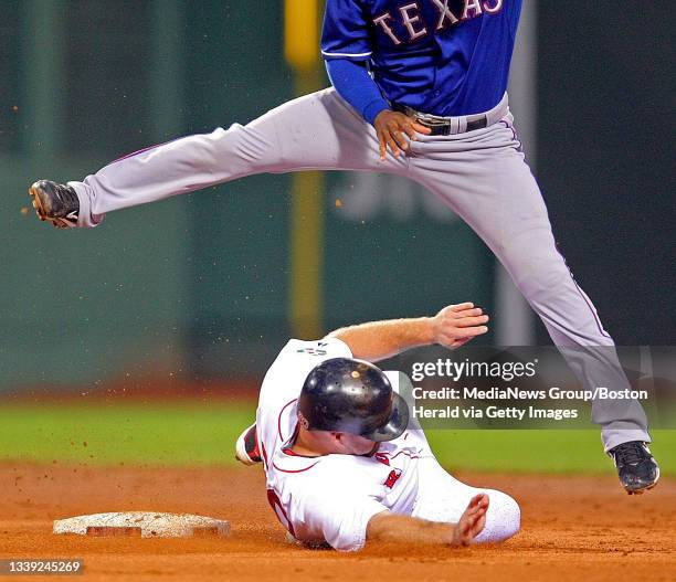 Texas Rangers Andrus 87 Kevin Andrus Stock Photos, High-Res Pictures, and Images - Getty Images