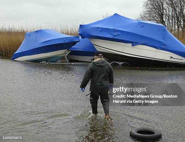 Mike Vigent Outboards Photos and Premium High Res Pictures - Getty Images