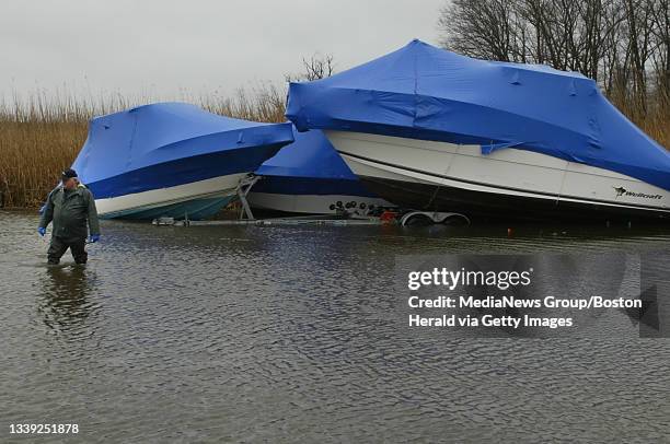 Mike Vigent 49 Outboards Stock Photos, High-Res Pictures, and Images - Getty Images