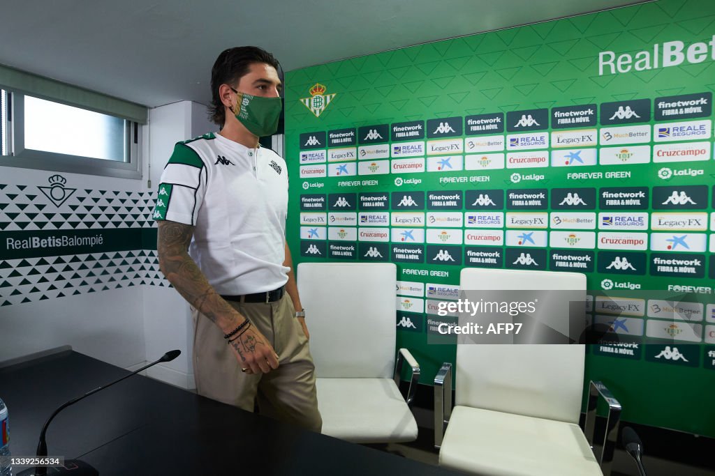 Hector Bellerin Presentation For Real Betis Balompie