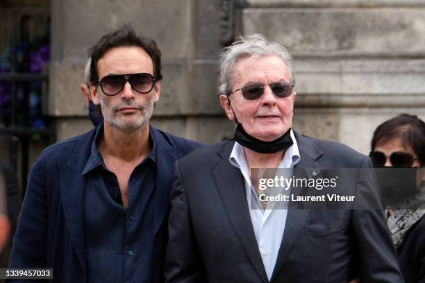 Anthony Delon and his Father Alain Delon attend Jean-Paul Belmondo's Funeral on Eglise Saint Germin des Pres on September 10, 2021 in Paris, France.