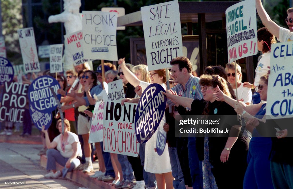 Roe vs Wade - Norma McCorvey and Gloria Allred - Pro Choice Supporters