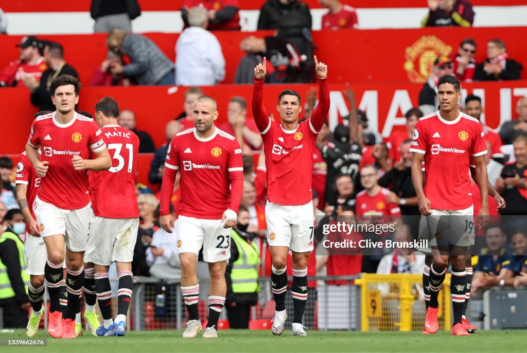 Manchester United v Newcastle United - Premier League