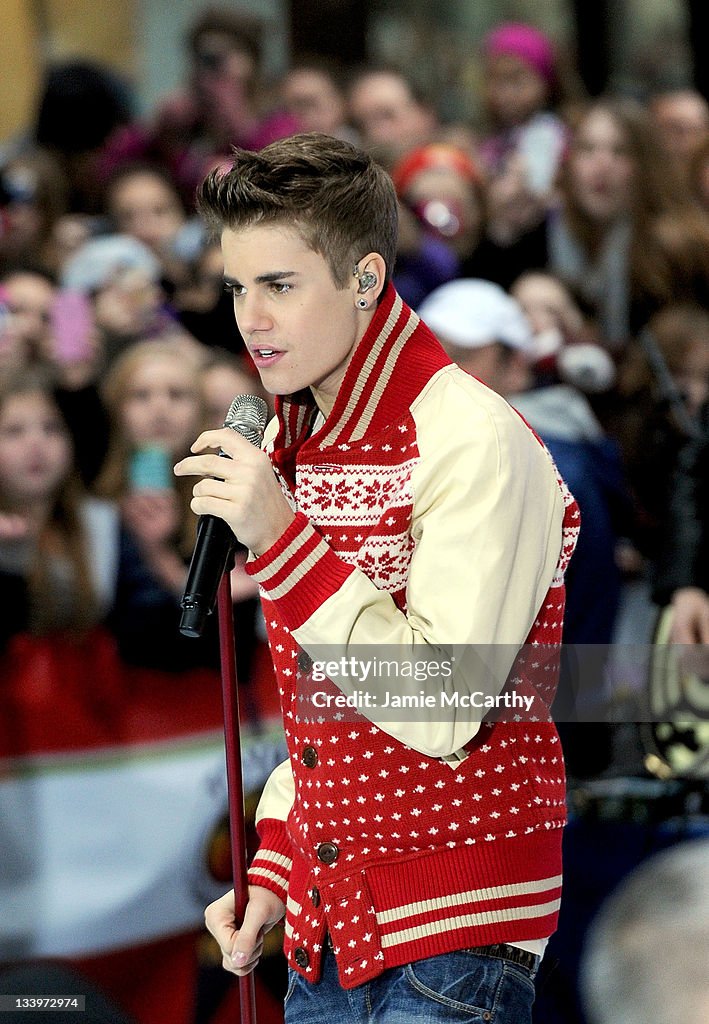 Justin Bieber Performs On NBC's "Today" - November 23, 2011