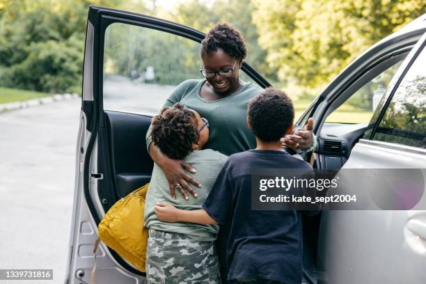 how to prepare for the beginning of the school year - african school kids stockfoto's en -beelden