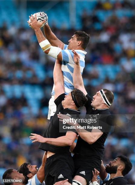 Pablo Matera of the Pumas takes a lineout ball during the Rugby Championship match between the New Zealand All Blacks and Argentina Pumas at Cbus...