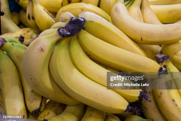 close-up of fresh food at city market 24 - banana ストックフォトと画像