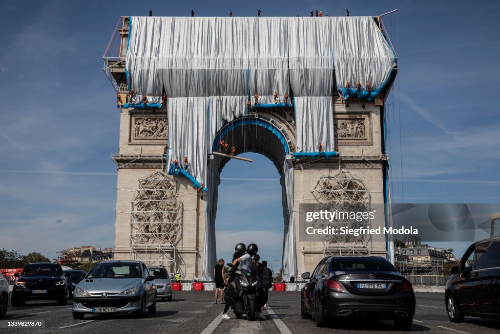 Arc De Triomphe To Be Wrapped For Posthumous Work By Artist Christo